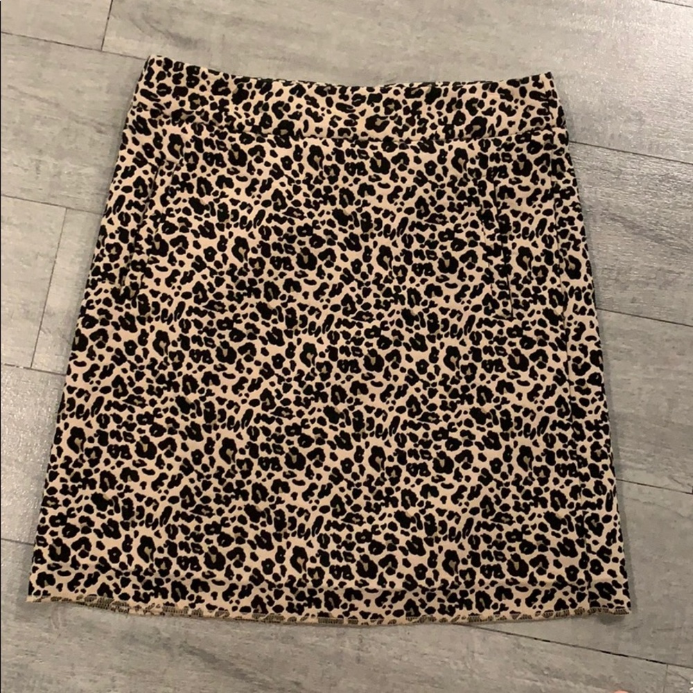 Leopard skirt